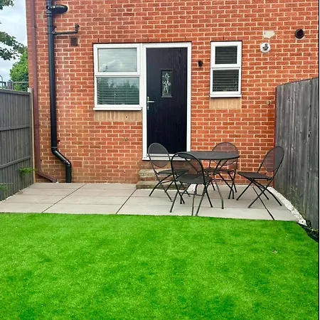 5 Richmond Croft *